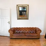 Artistic Altbau Apartment